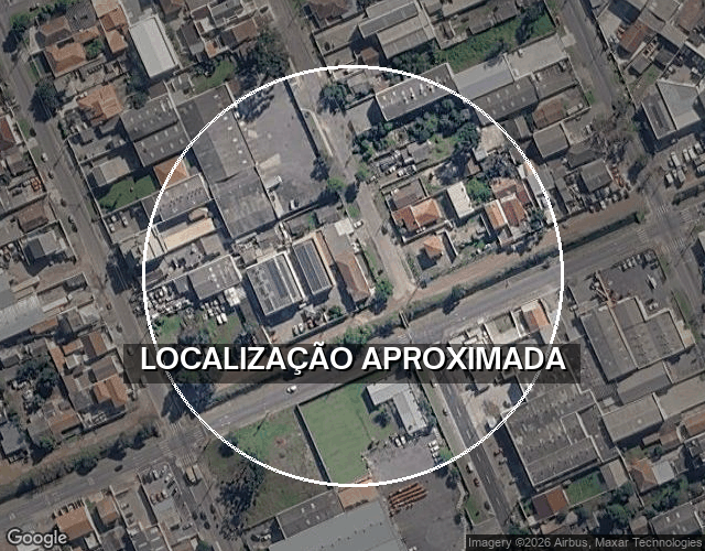 Terreno com Construção Comercial e Residencial em Curitiba