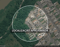Salão comercial inacabado 77,84m², 4 banheiros e 1 vaga