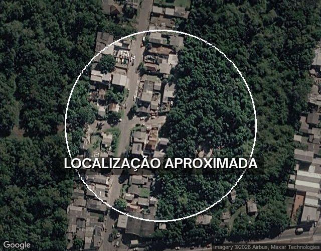 Casa de Alvenaria em 2 Pisos com Terreno de 395 m²