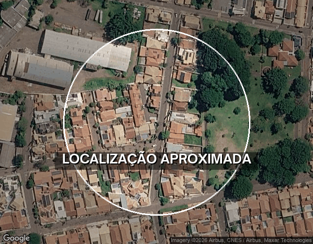 Casa 3 Quartos com Suíte em Condomínio, Ocupada