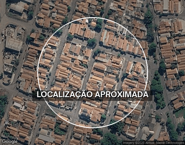 Casa ocupada com 83,60 m² de área construída