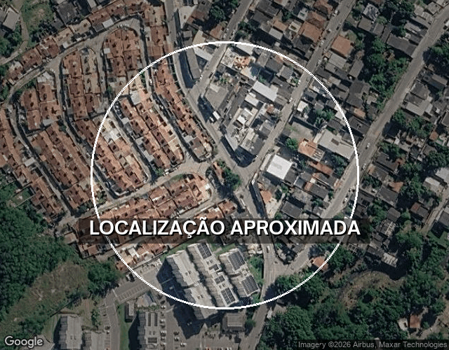Casa ocupada com 50 m² construídos