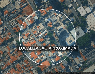 Prédio comercial de 220 m² em leilão judicial
