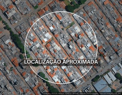 Sobrado com 3 quartos, 4 banheiros e garagem coberta