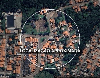 Casa desocupada com 900 m² construídos
